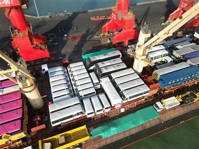 Käytettyjen autojen irtotavaratoimitukset: täydellinen opas